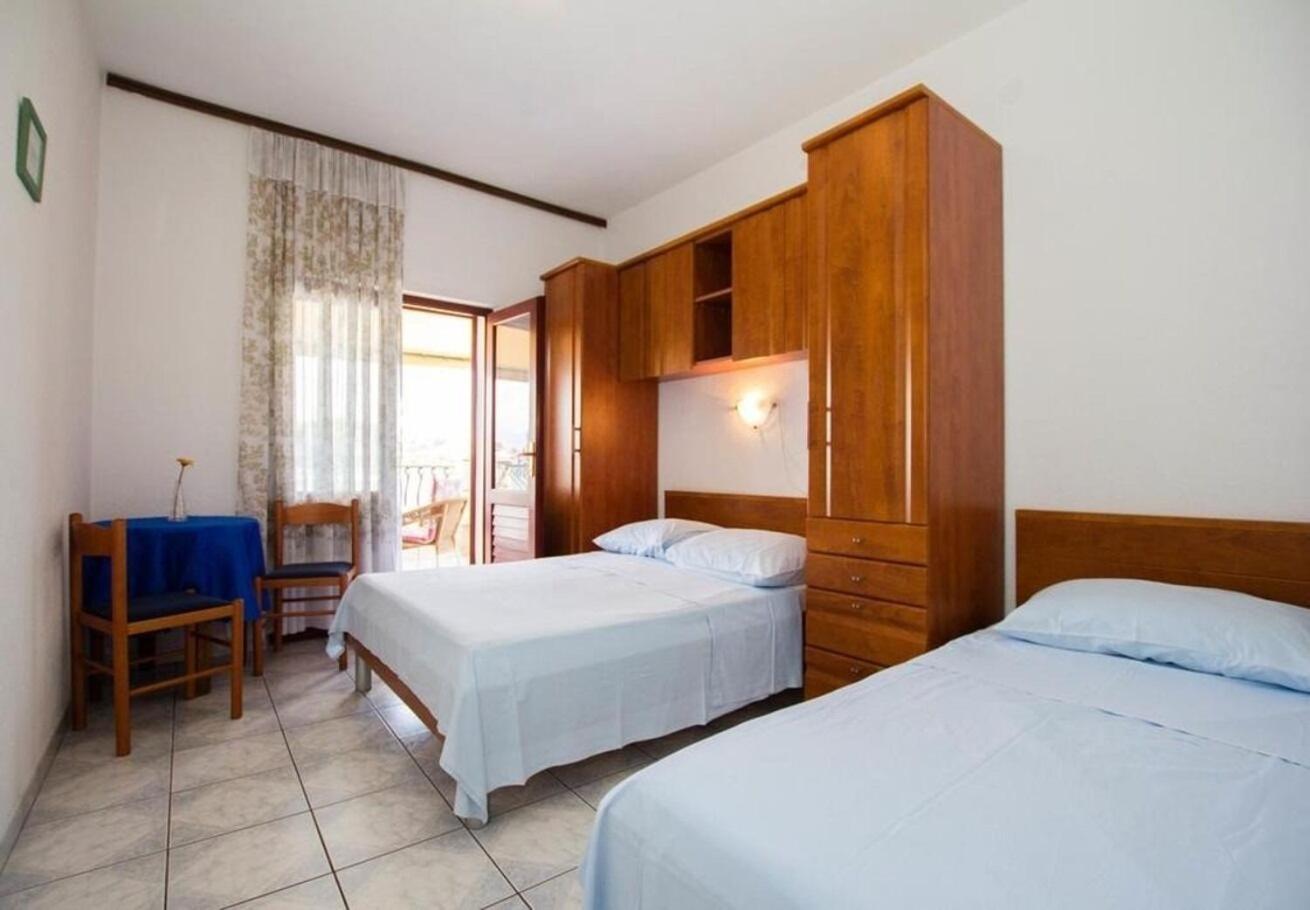 Juri Apartman